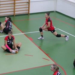 Gmina Inowrocław - Nowe stroje dla Siatkarek