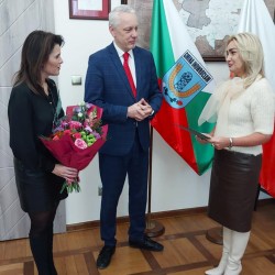 Gmina Inowrocław - Pani Agnieszka Mizura Dyrektor Szkoły Podstawowej im. Orła Białego w Turzanach obchodziła jubileusz 30-lecia pracy zawodowej.