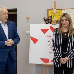 Gmina Inowrocław - Pani Agnieszka Mizura Dyrektor Szkoły Podstawowej im. Orła Białego w Turzanach obchodziła jubileusz 30-lecia pracy zawodowej.