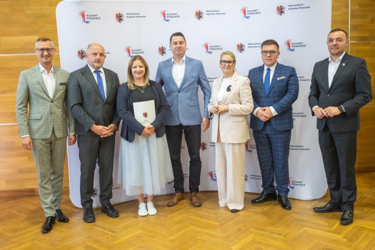 Gmina Inowrocław - Droga w Komaszycach 